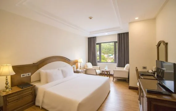 Sai Gon Ha Long Hotel